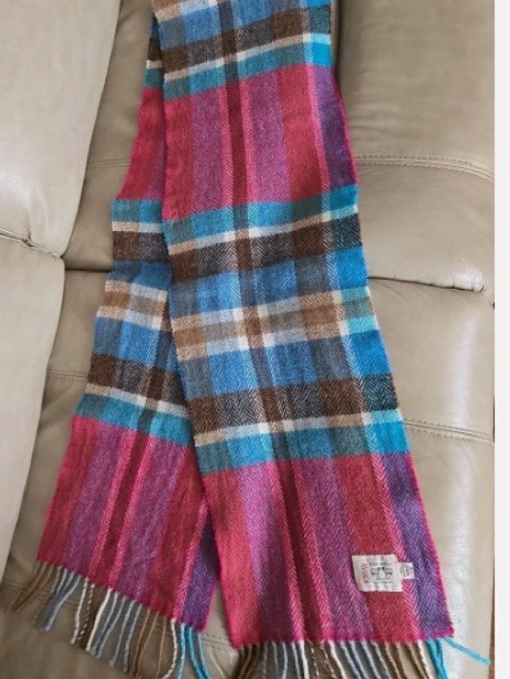 Vintage Ireland Scarf Avoca The Mill 100% New Wool Blue Red Plaid design